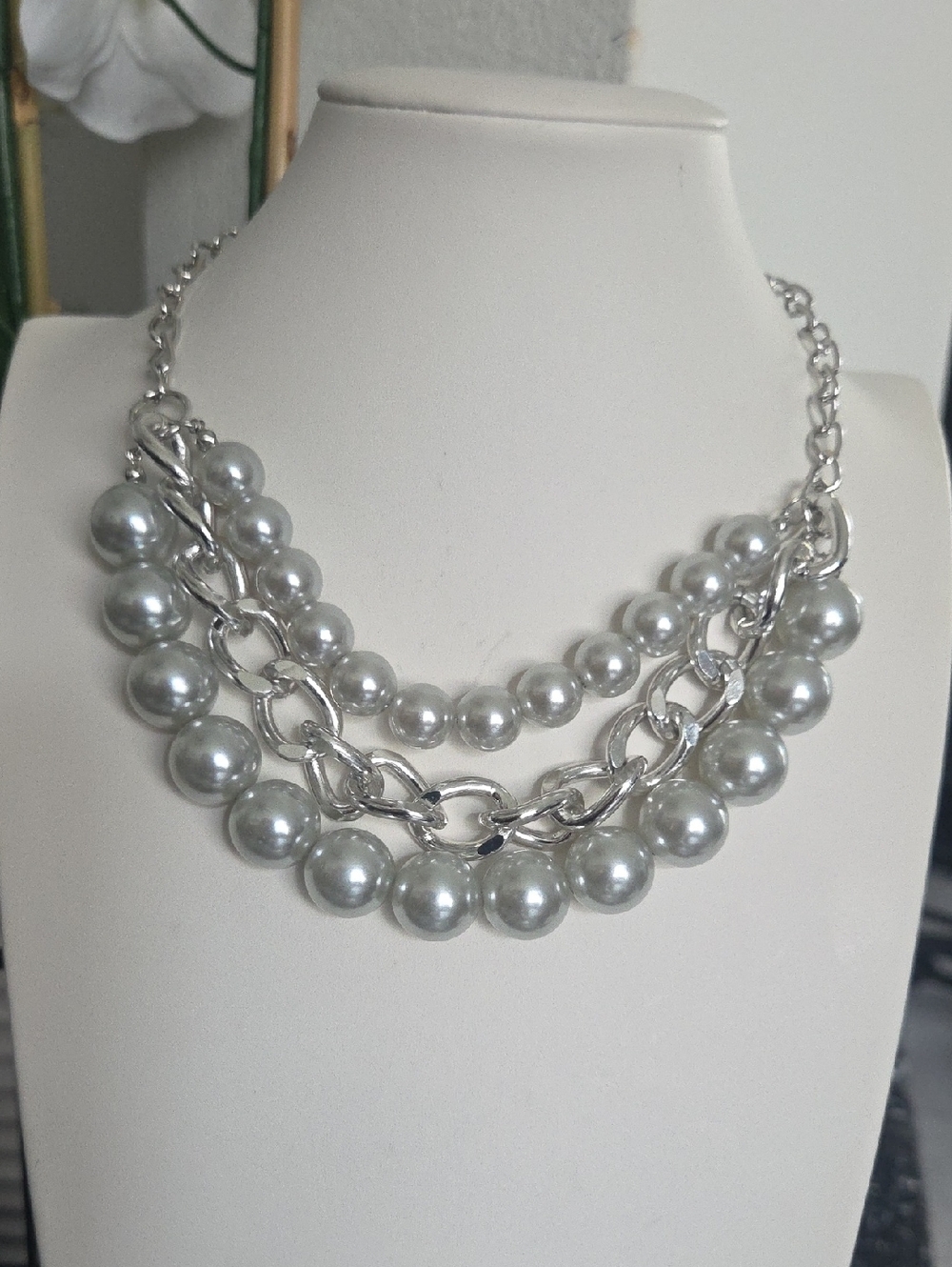 Paparazzi Empire State Empress Silver Necklace NWT